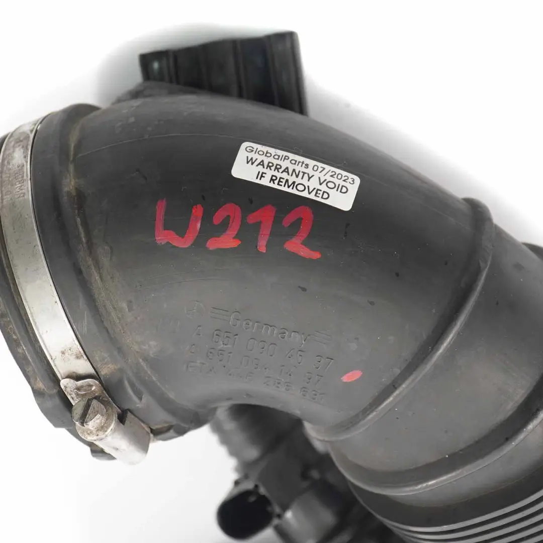  Tuyau d'admission d'air Mercedes W212 W218 OM651 Tuyau d'air - SKU A6510904537 - Numéro de pièce A6510904537