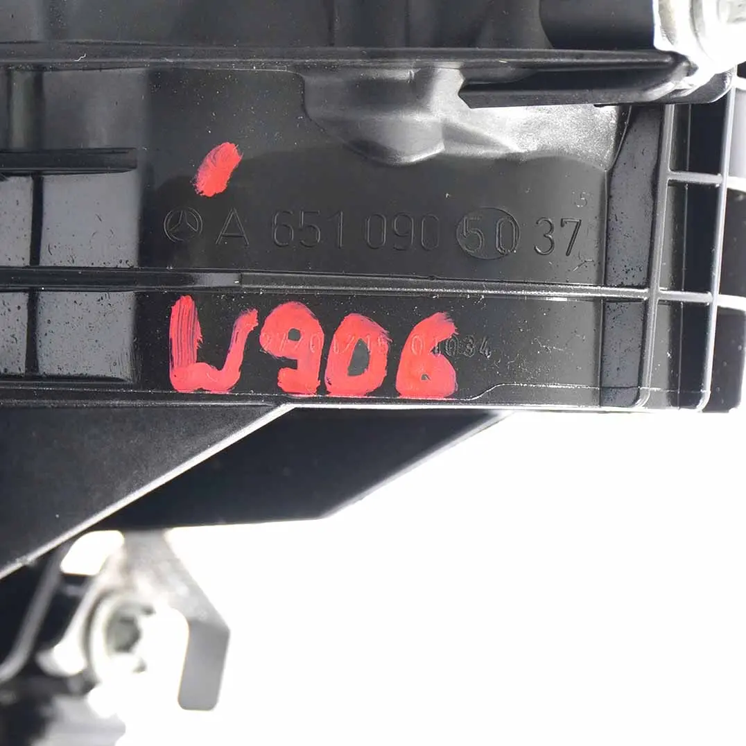OM651 Colector de admisión sin control de aletas para Mercedes W212 W906 con número de pieza A6510905037 Mercedes W212 W906 OM651 Colector de admisión sin control de aletas - SKU A6510905037 - Número de pieza A6510905037