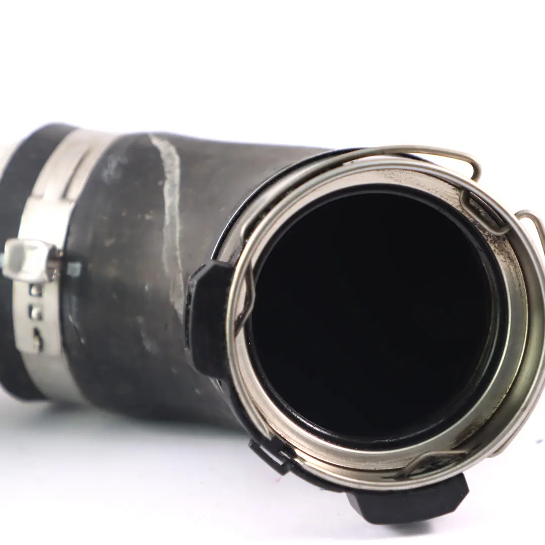 Ladeluft Schlauch Mercedes W205 OM651 Ladeluftkühler Turbo Leitung für mit Teilenummer A6510905337 Ladeluft Schlauch Mercedes W205 OM651 Ladeluftkühler Turbo Leitung - SKU A6510905337 - Teilenummer A6510905337