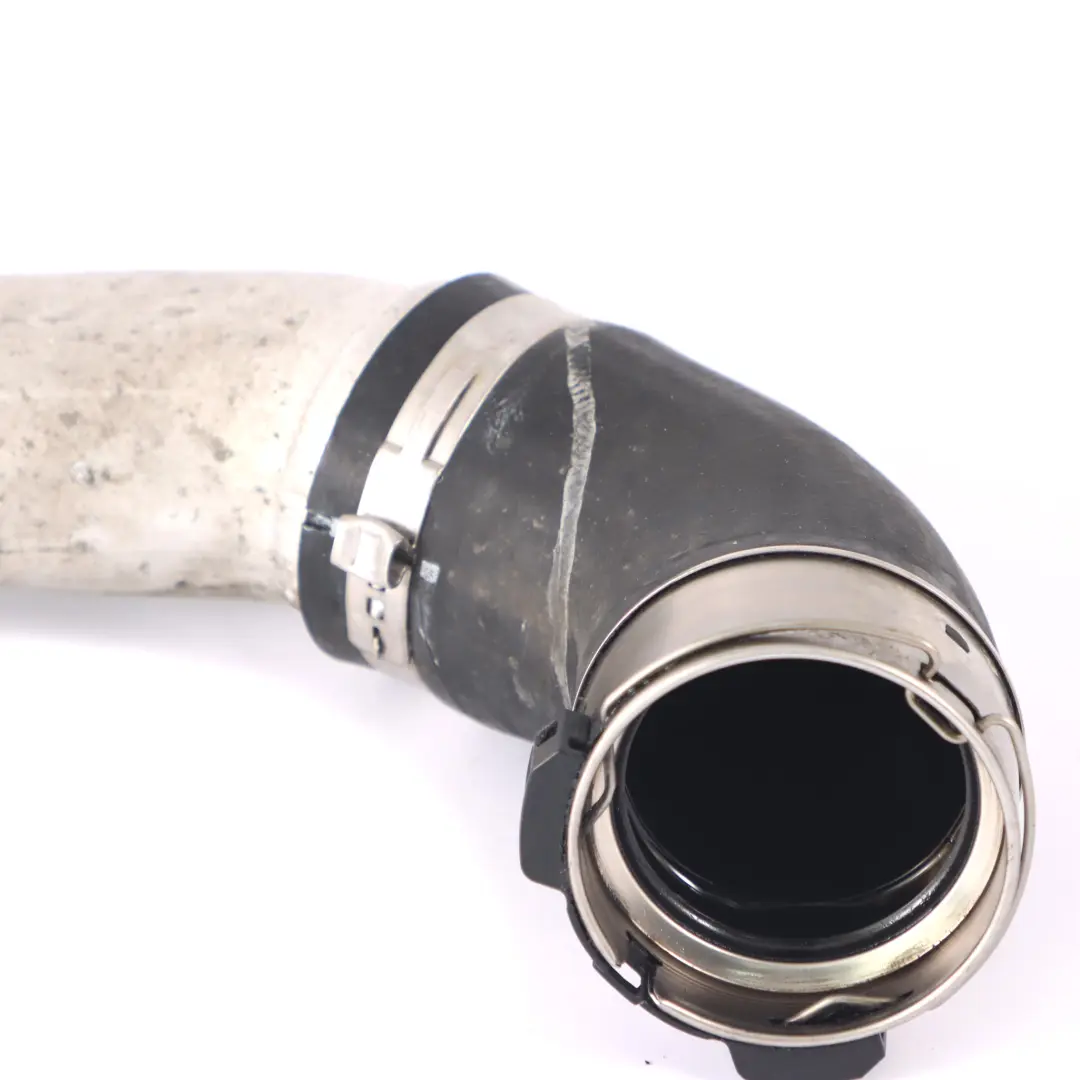 Ladeluft Schlauch Mercedes W205 OM651 Ladeluftkühler Turbo Leitung für mit Teilenummer A6510905337 Ladeluft Schlauch Mercedes W205 OM651 Ladeluftkühler Turbo Leitung - SKU A6510905337 - Teilenummer A6510905337
