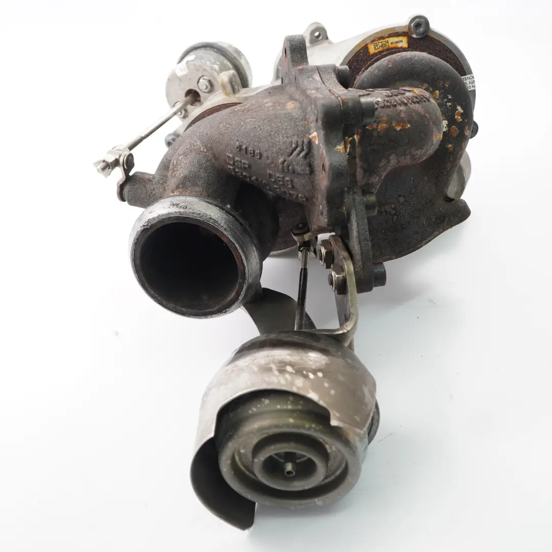 Turbo Compressore Mercedes Sprinter W906 OM651 Turbocompressore A6510905780 - SKU A6510906380 - Numero di parte A6510906380