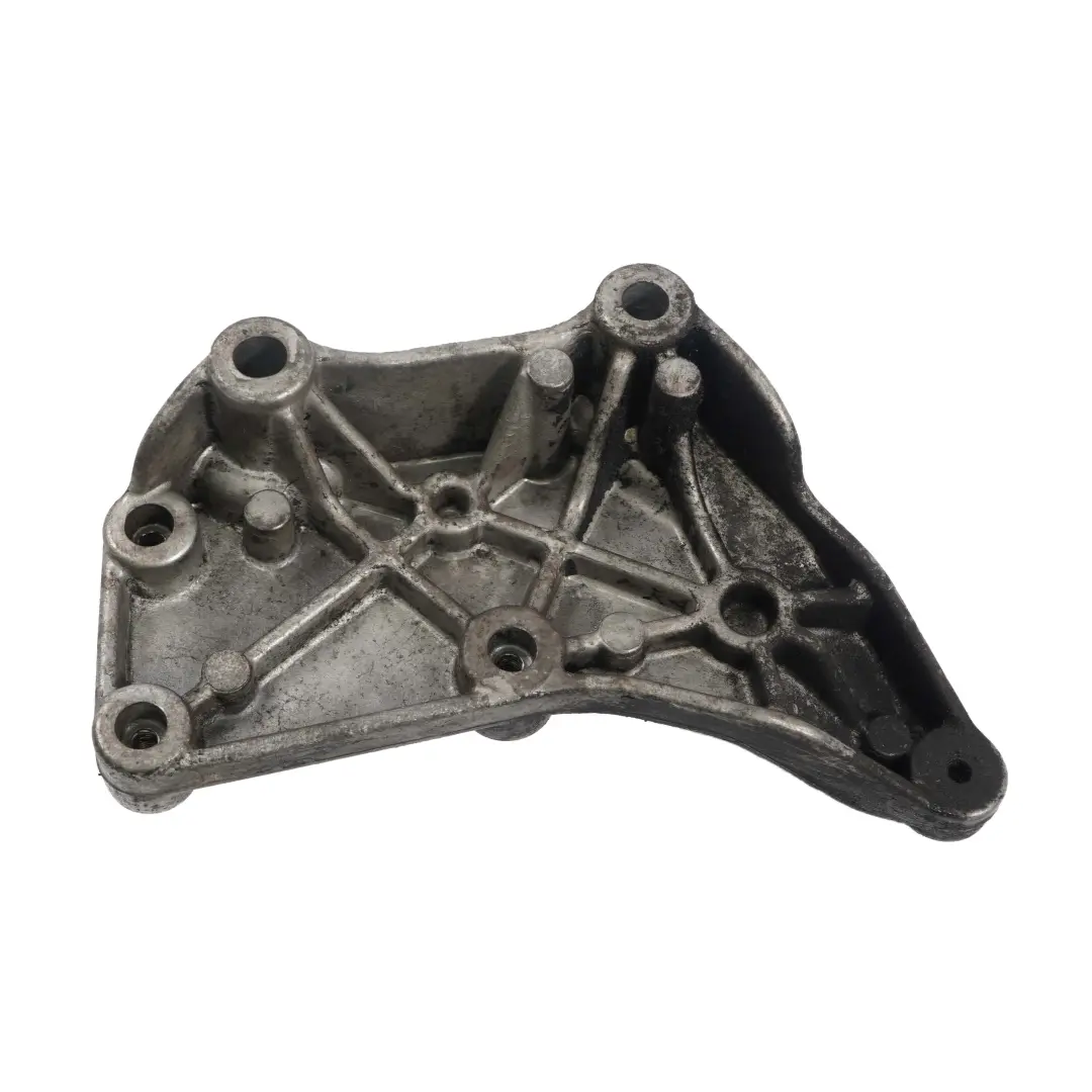 Bancada motor Mercedes W906 OM651 Soporte EGR Rodamiento para con número de pieza A6510940039 Bancada motor Mercedes W906 OM651 Soporte EGR Rodamiento - SKU A6510940039 - Número de pieza A6510940039