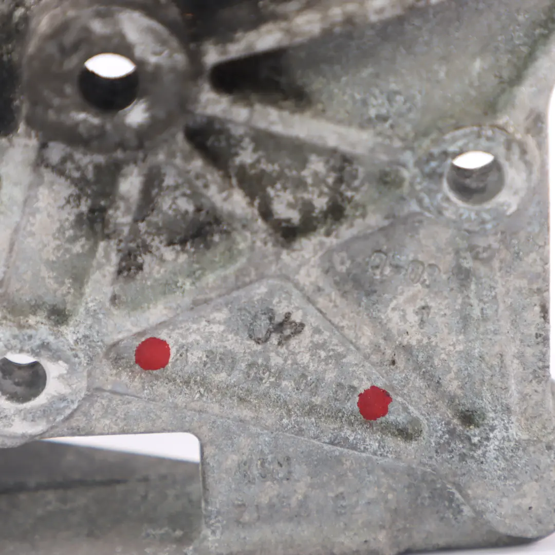 OM651 Caja del Filtro de Aire Delantero Soporte para Mercedes W205 Diesel con número de pieza A6510940427 Mercedes W205 Diesel OM651 Caja del Filtro de Aire Delantero Soporte - SKU A6510940427 - Número de pieza A6510940427