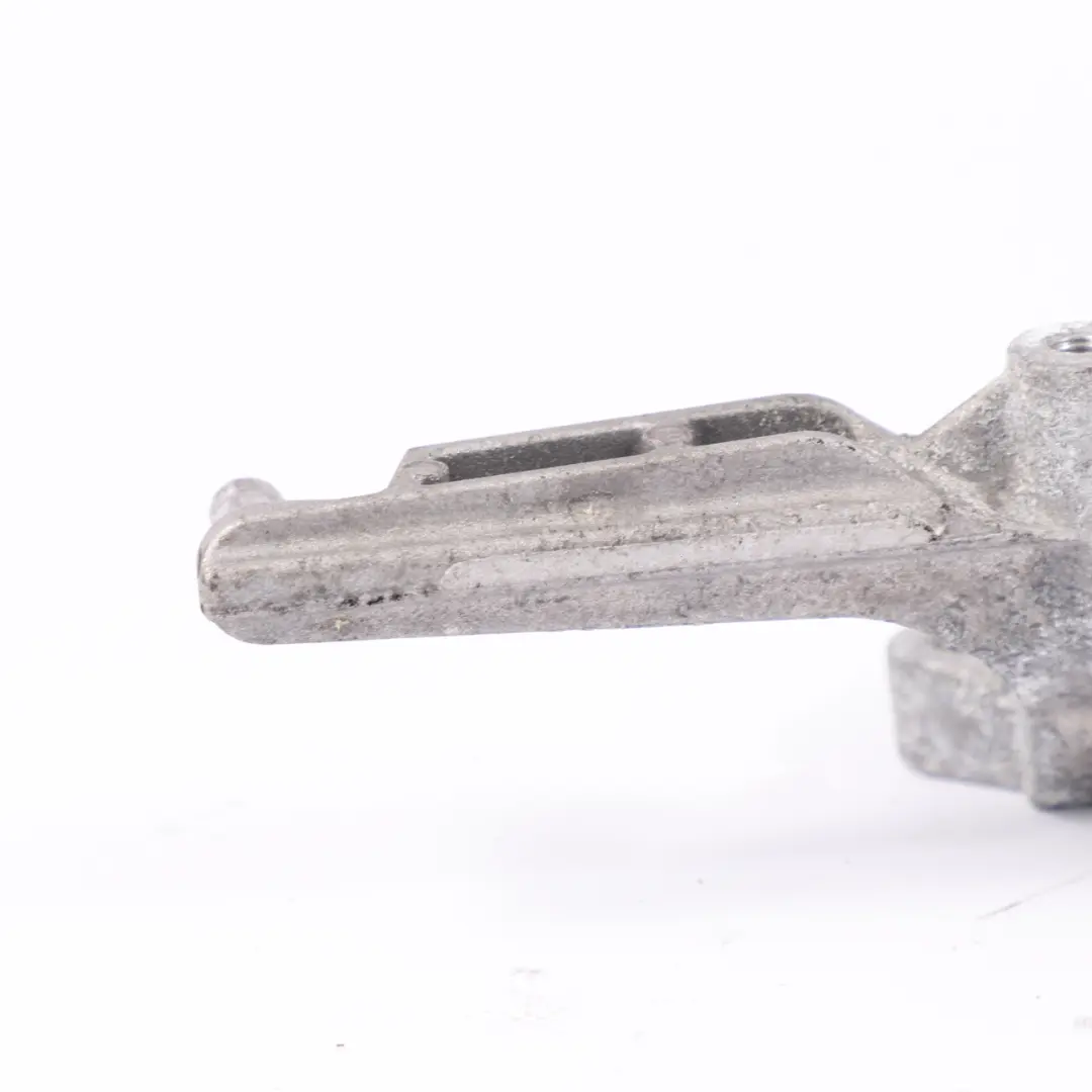 651.950. Łapa Wspornik Zaczep Silnika do Mercedes Vito W205 Diesel o numerze A6510940727 Mercedes Vito W205 Diesel 651.950. Łapa Wspornik Zaczep Silnika - SKU A6510940727 - Numer Części A6510940727