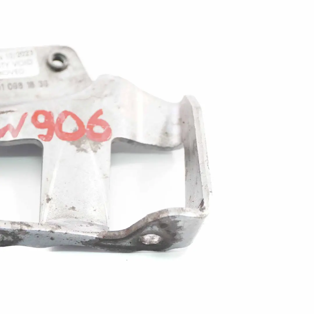 Mercedes Sprinter W906 OM651 Support de fixation réservoir à vide - SKU A6510981639 - Numéro de pièce A6510981639