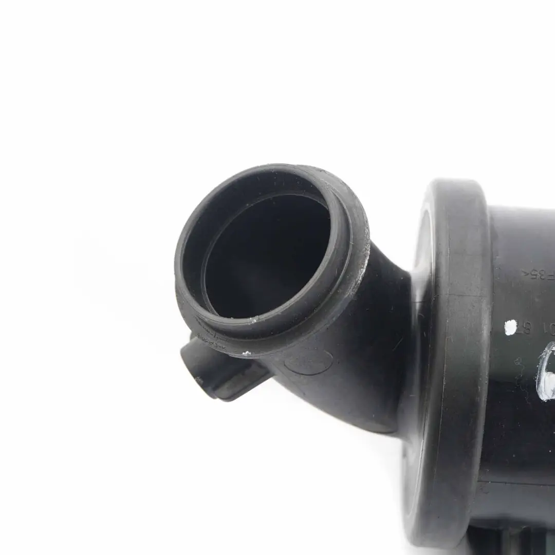 OM651 Diesel Turbo Air Intake Pipe Hose Damper to Mercedes Vito W639 with Part number A6511400187 Mercedes Vito W639 OM651 Diesel Turbo Air Intake Pipe Hose Damper - SKU A6511400187 - Part number A6511400187