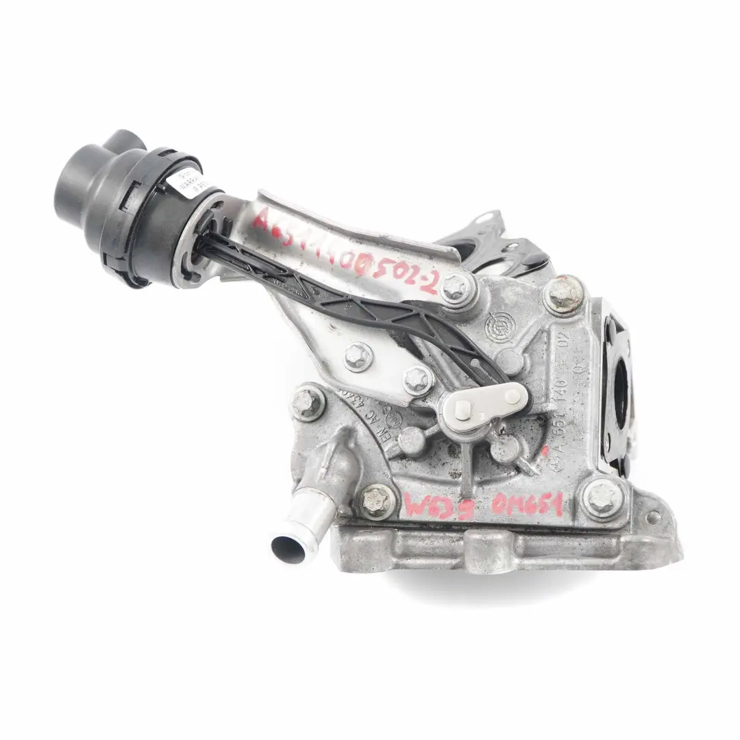 OM651 Rura Dolotu Powietrza EGR do Mercedes Vito W639 o numerze A6511400502 Mercedes Vito W639 OM651 Rura Dolotu Powietrza EGR - SKU A6511400502 - Numer Części A6511400502