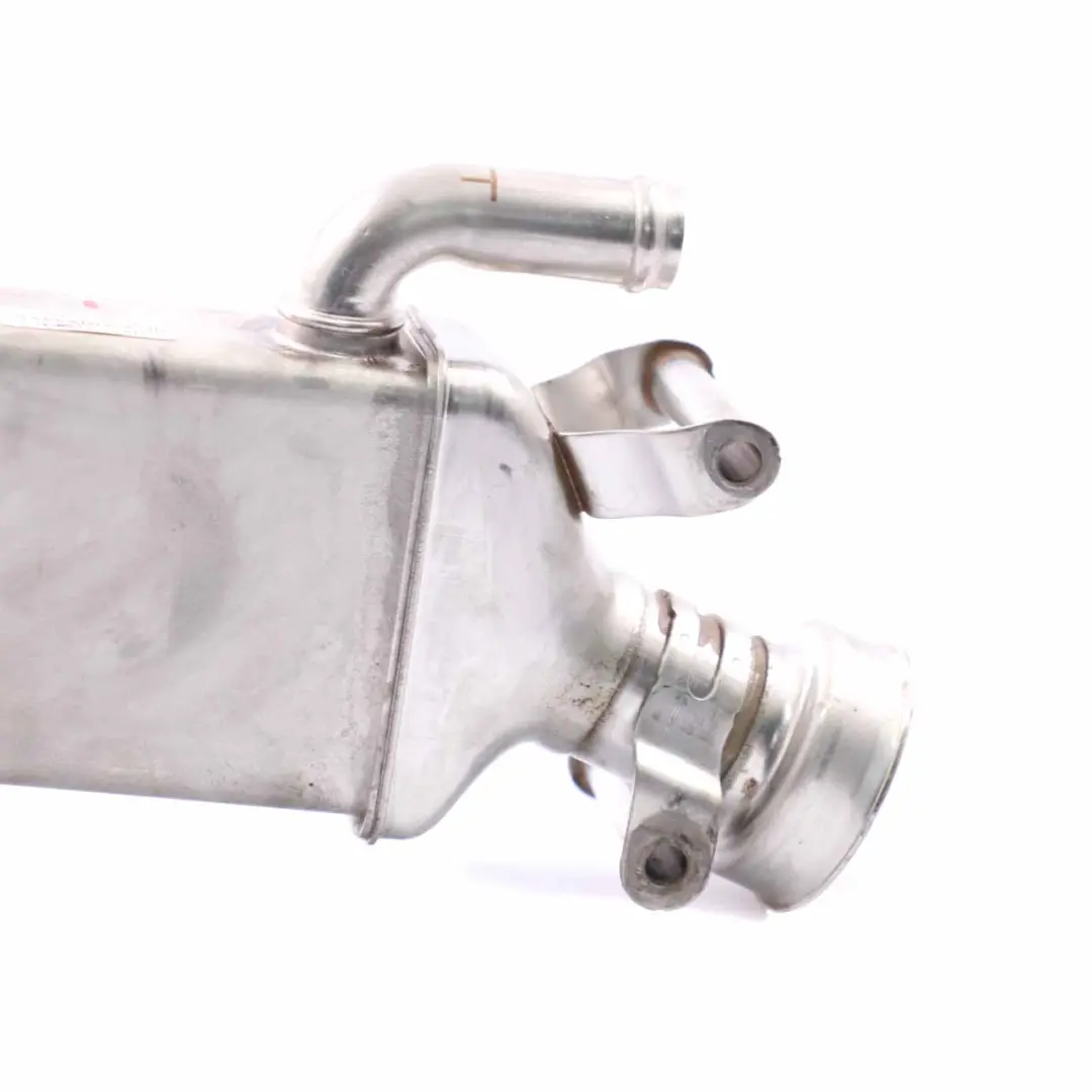 Valvola EGR Mercedes W176 W246 OM651 Raffreddamento gasolio per con numero di parte A6511400575 Valvola EGR Mercedes W176 W246 OM651 Raffreddamento gasolio - SKU A6511400575 - Numero di parte A6511400575