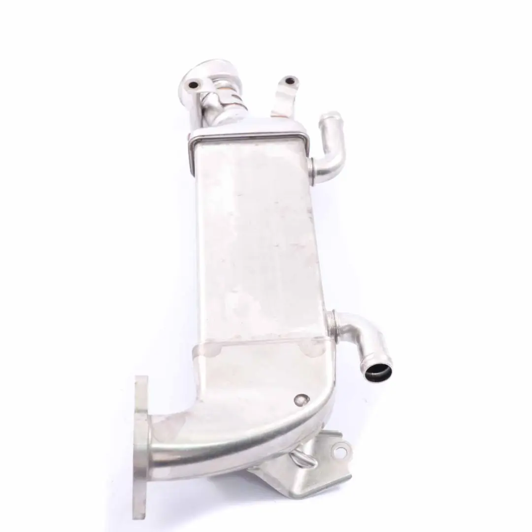 Valvola EGR Mercedes W176 W246 OM651 Raffreddamento gasolio per con numero di parte A6511400575 Valvola EGR Mercedes W176 W246 OM651 Raffreddamento gasolio - SKU A6511400575 - Numero di parte A6511400575