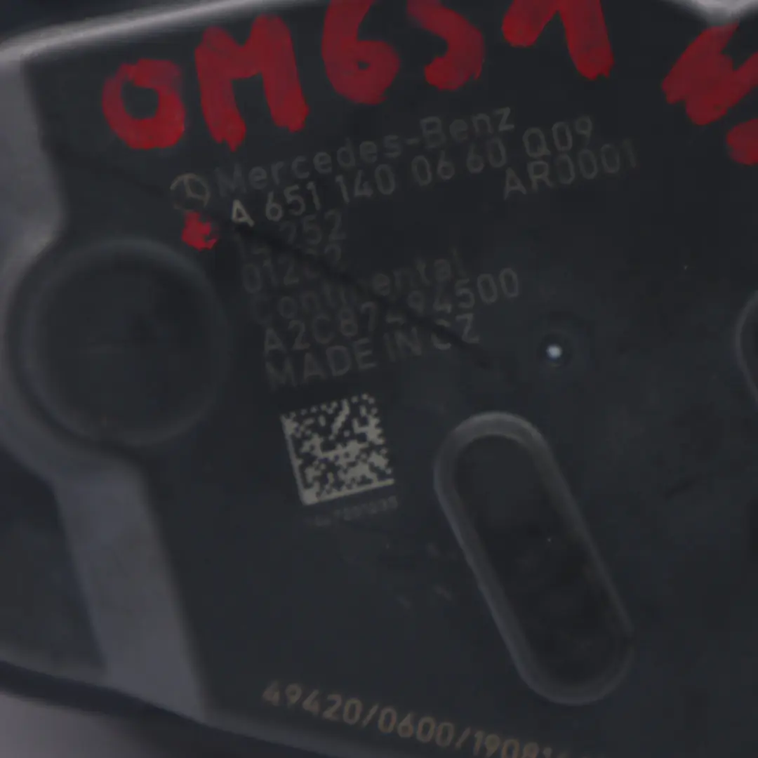 Valvola EGR Mercedes W906 Diesel OM651 EGR Per Passo By Pass per con numero di parte A6511400660 Valvola EGR Mercedes W906 Diesel OM651 EGR Per Passo By Pass - SKU A6511400660 - Numero di parte A6511400660