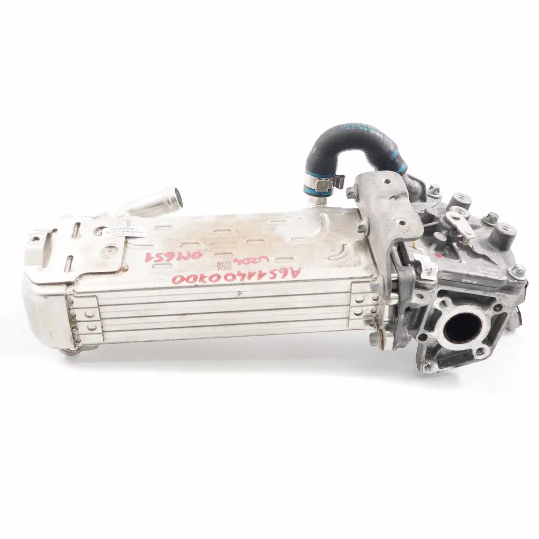 OM651 AGR Abgaskühler Kühler für Mercedes W204 W212 mit Teilenummer A6511400700 Mercedes W204 W212 OM651 AGR Abgaskühler Kühler - SKU A6511400700 - Teilenummer A6511400700