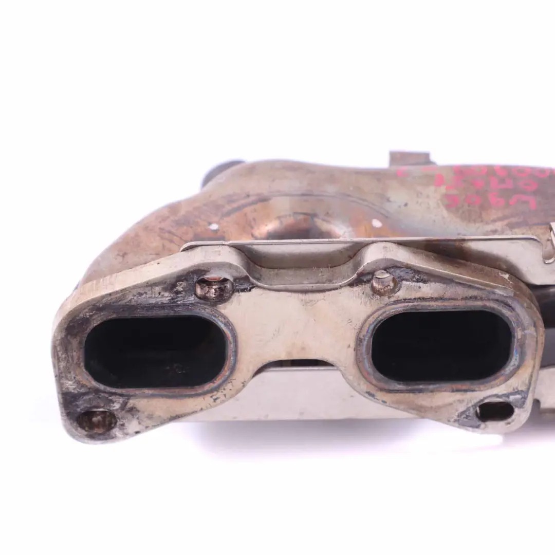 Mercedes W906 Motor OM651 Diesel Tapa Del Colector De Escape - SKU A6511400909-2 - Número de pieza A6511400909