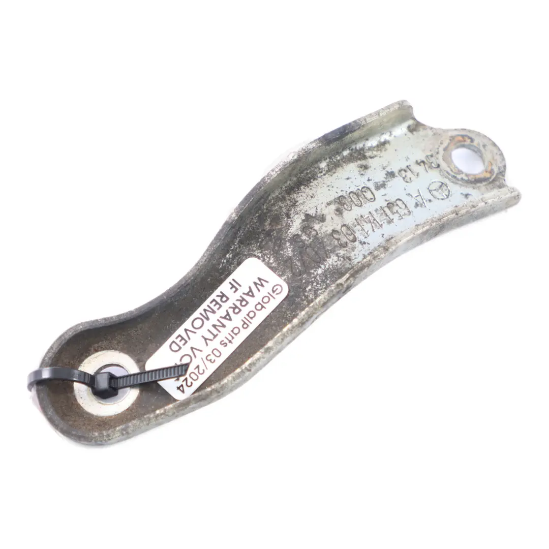 OM651 Uchwyt Rury Zaworu EGR do MERCEDES W204 W906 W639 Diesel o numerze A6511410340 MERCEDES W204 W906 W639 Diesel OM651 Uchwyt Rury Zaworu EGR - SKU A6511410340 - Numer Części A6511410340