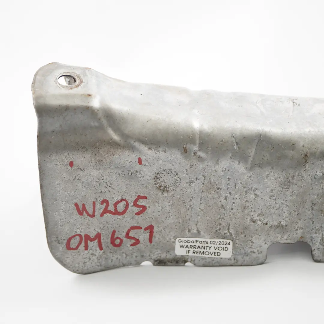 OM651 Piastra di schermatura del collettore di scarico per Mercedes W205 con numero di parte A6511420021 Mercedes W205 OM651 Piastra di schermatura del collettore di scarico - SKU A6511420021 - Numero di parte A6511420021