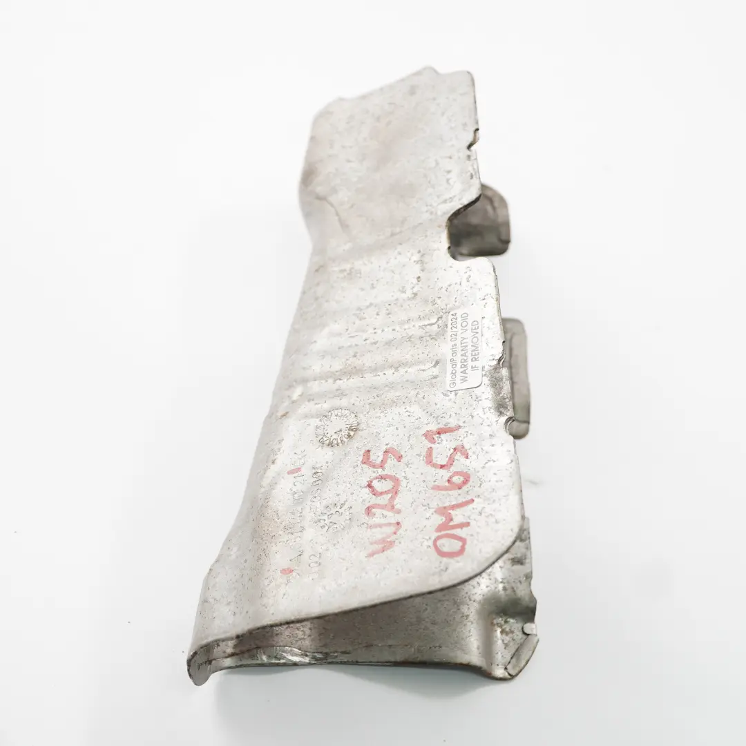 OM651 Osłona Termiczna Kolektora Wydechowego do Mercedes W205 o numerze A6511420021 Mercedes W205 OM651 Osłona Termiczna Kolektora Wydechowego - SKU A6511420021 - Numer Części A6511420021