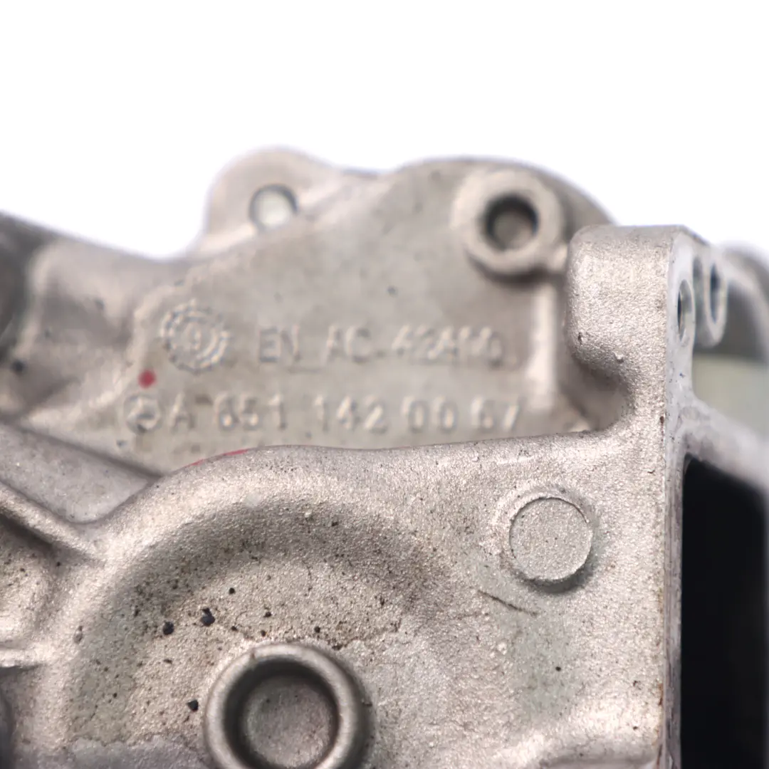 OM651 Abgasrückführung AGR Ventil Teil für Mercedes W639 mit Teilenummer A6511420067 Mercedes W639 OM651 Abgasrückführung AGR Ventil Teil - SKU A6511420067-3 - Teilenummer A6511420067