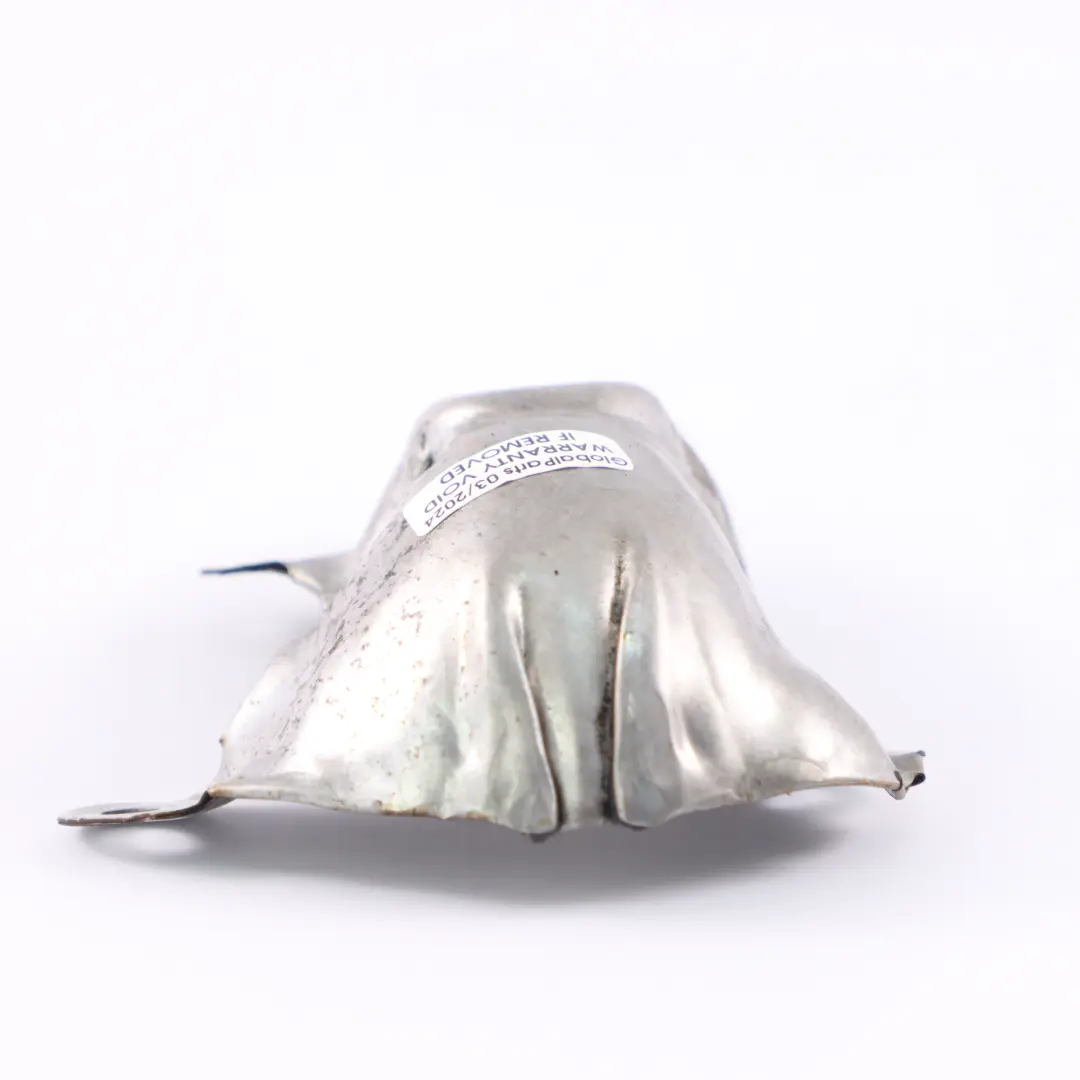 Piastra schermatura Mercedes W205 Diesel OM651 EGR Scudo termico per tubi per con numero di parte A6511420120 Piastra schermatura Mercedes W205 Diesel OM651 EGR Scudo termico per tubi - SKU A6511420120 - Numero di parte A6511420120