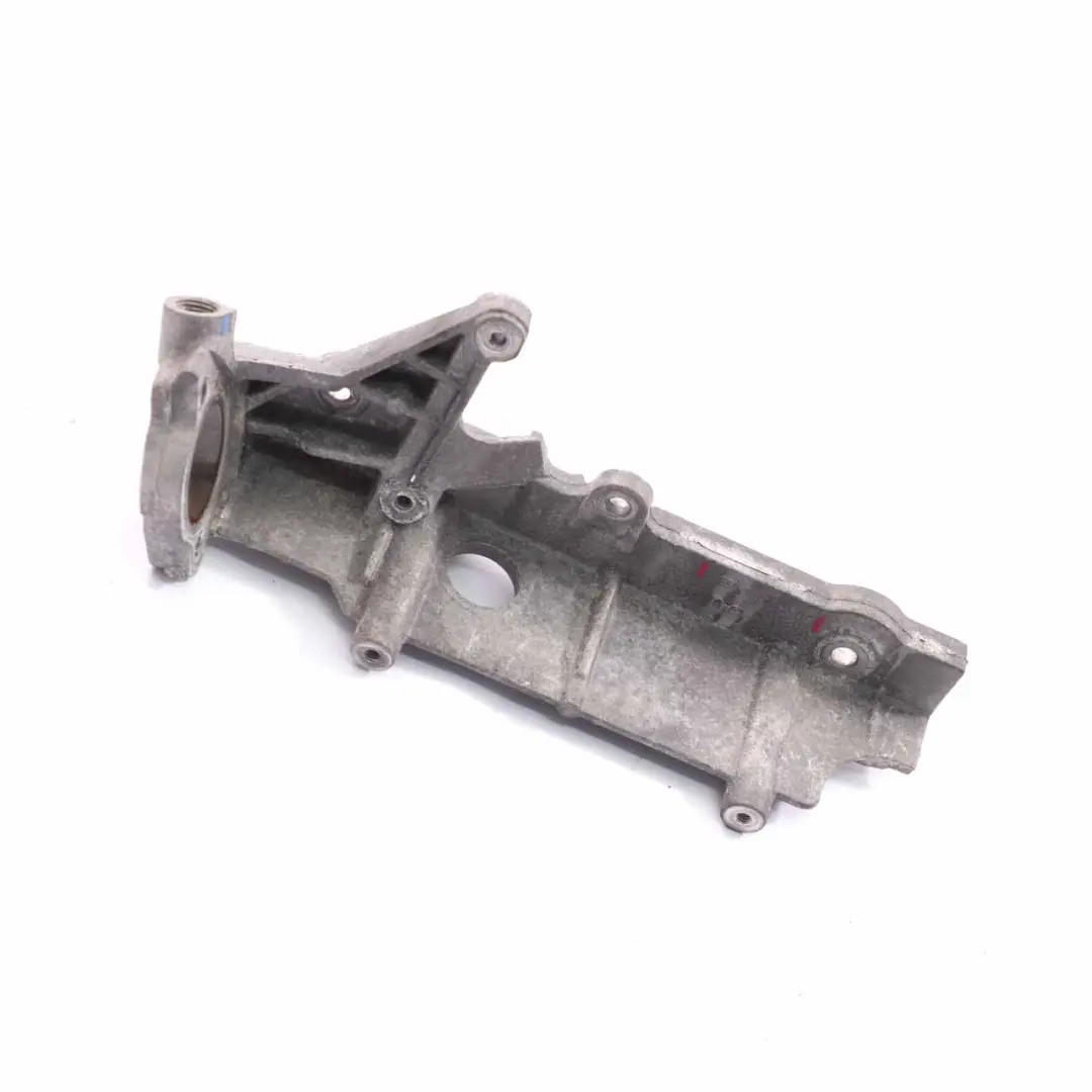 Soporte válvula EGR Mercedes W176 W246 OM651 montaje refrigerador - SKU A6511420200 - Número de pieza A6511420200