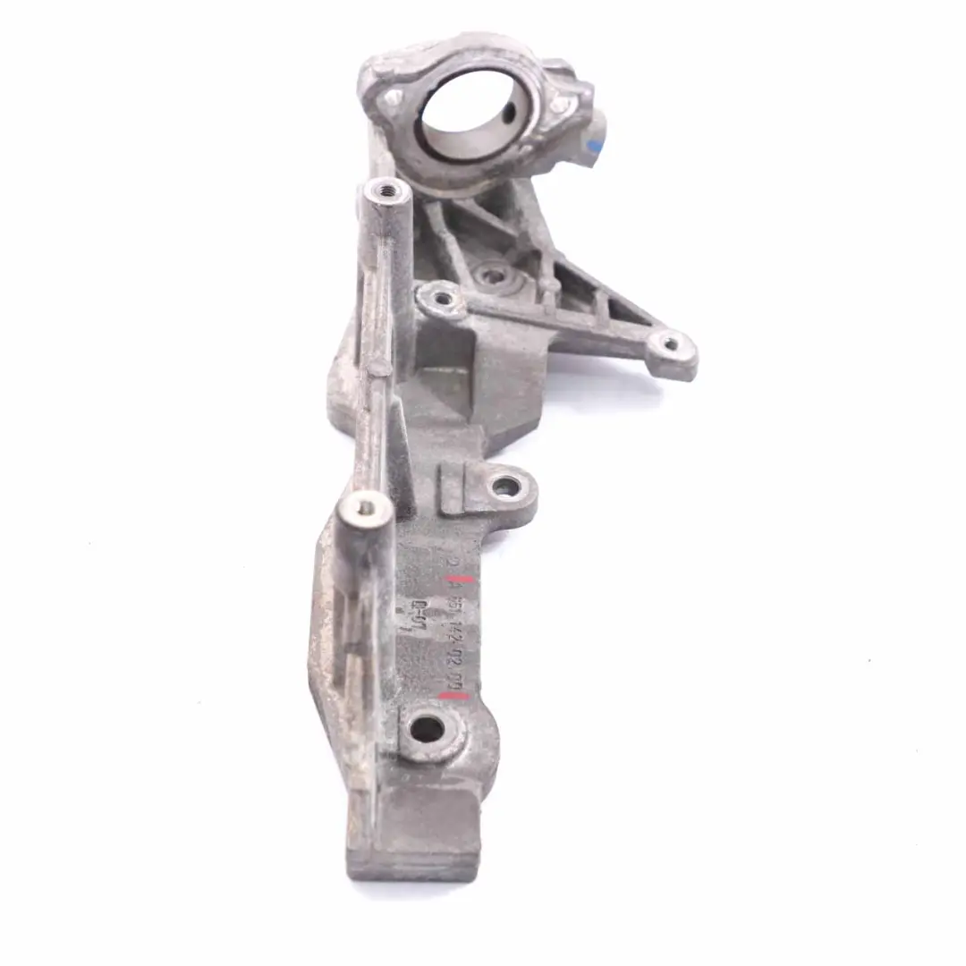  Staffa valvola EGR Mercedes W176 OM651 Supporto montaggio radiatore - SKU A6511420200 - Numero di parte A6511420200