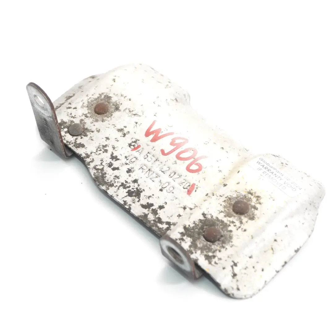 Mercedes Sprinter W906 OM651 Hitzeschild Abdeckplatte Abgaskrümmer - SKU A6511420220 - Teilenummer A6511420220