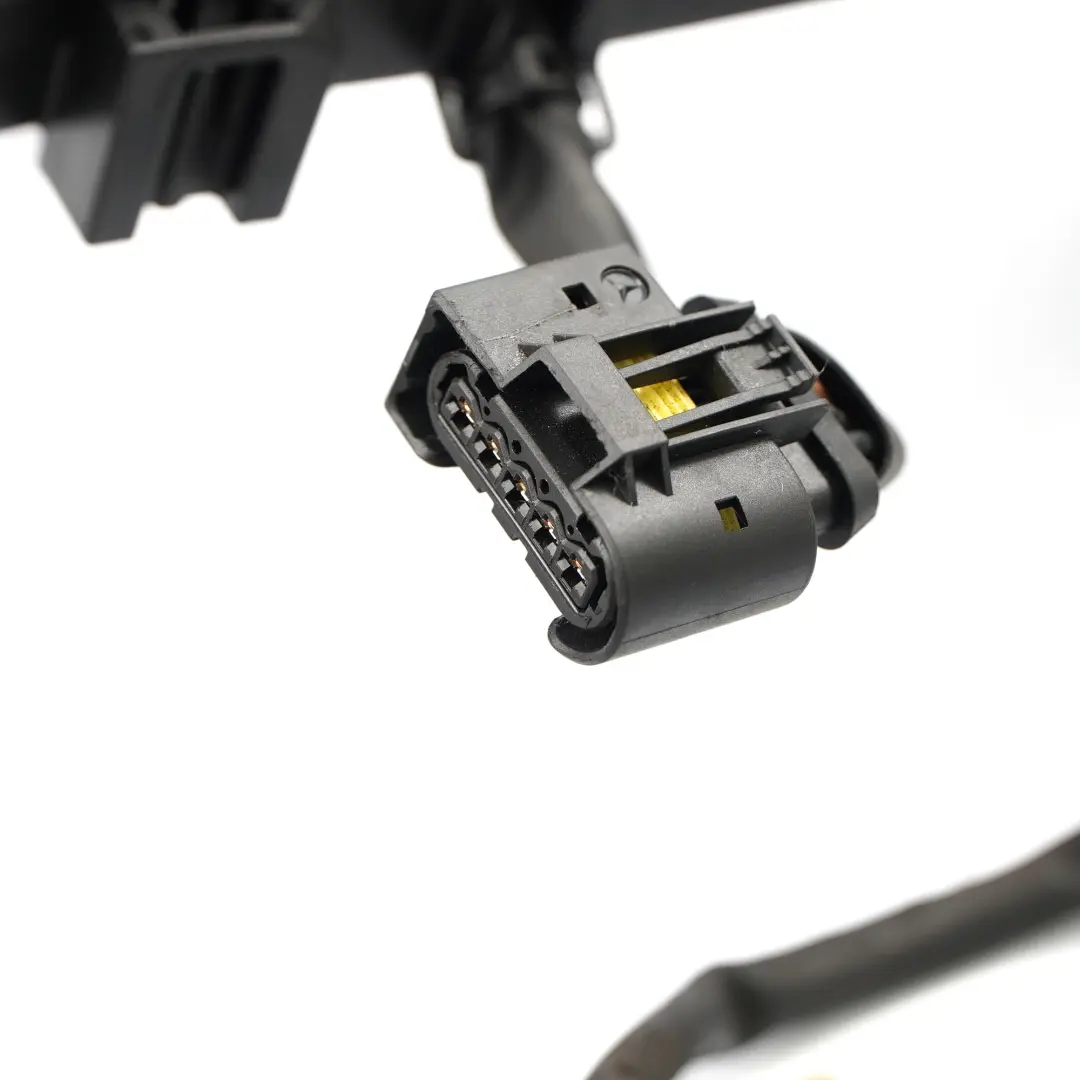 Cableado del motor Mercedes W906 Diesel OM651 Mazo de cables para con número de pieza A6511502900 Cableado del motor Mercedes W906 Diesel OM651 Mazo de cables - SKU A6511502900 - Número de pieza A6511502900