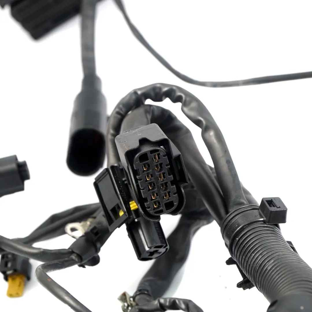 Wiring Mercedes W906 Diesel OM651 Cable Loom Harness to Engine with Part number A6511505120 Engine Wiring Mercedes W906 Diesel OM651 Cable Loom Harness - SKU A6511505120 - Part number A6511505120