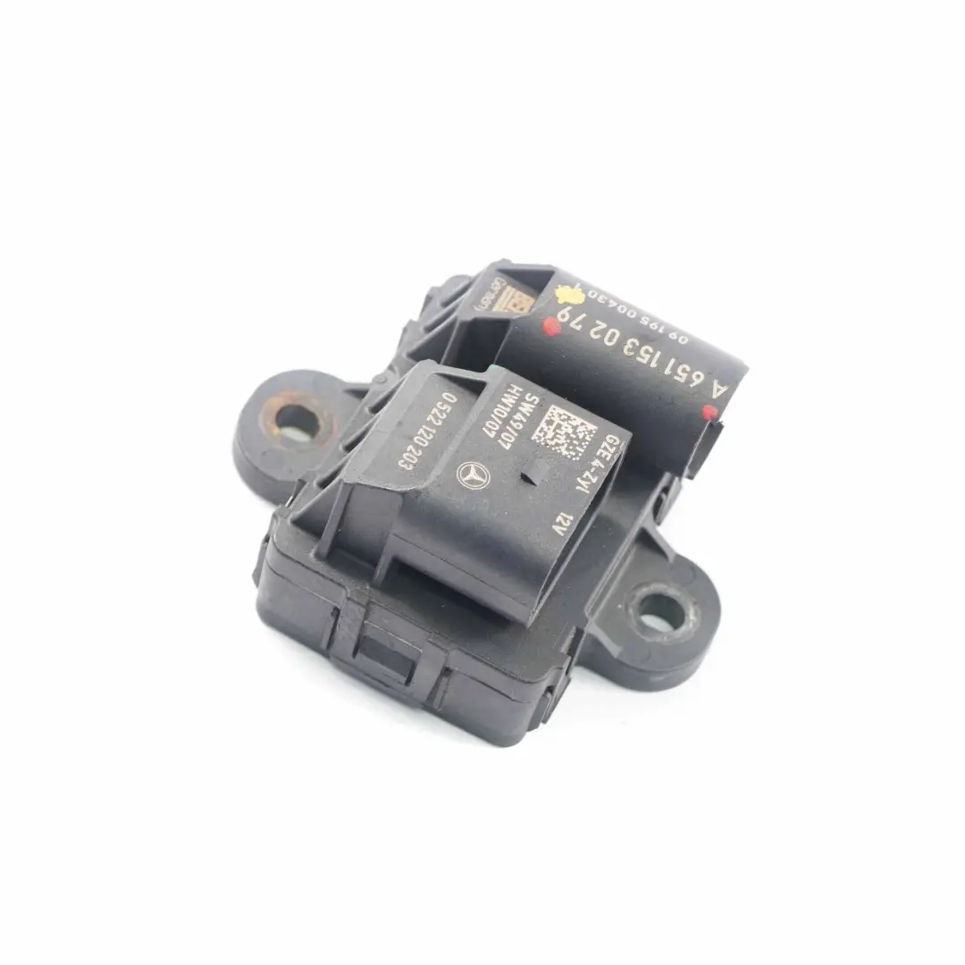 OM651 Motor Diesel Módulo Relé Bujías Incandescentes para Mercedes W906 con número de pieza A6511530279 Mercedes W906 OM651 Motor Diesel Módulo Relé Bujías Incandescentes - SKU A6511530279 - Número de pieza A6511530279