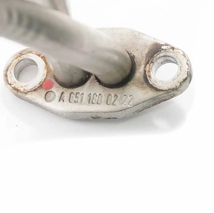 OM651 Tuyau de retour d'huile diesel Tuyau Turbocharger para Mercedes W204 W212 W906 con número de pieza A6511800222 Mercedes W204 W212 W906 OM651 Tuyau de retour d'huile diesel Tuyau Turbocharger - SKU A6511800222 - Número de pieza A6511800222