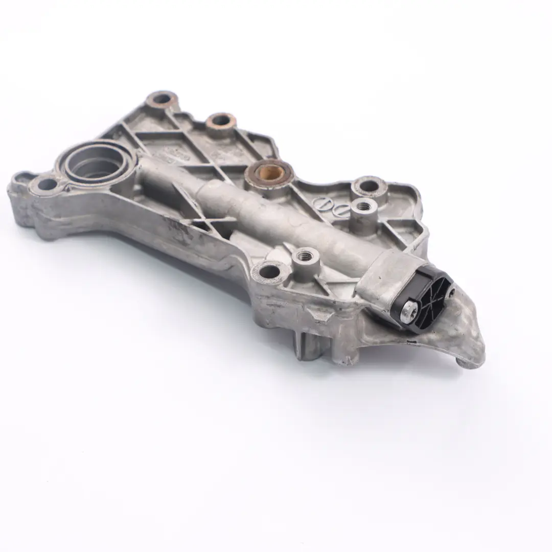  Support Filtre Huile Mercedes W204 W212 W639 OM651 Support Refroidisseur - SKU A6511800610-2 - Numéro de pièce A6511800610