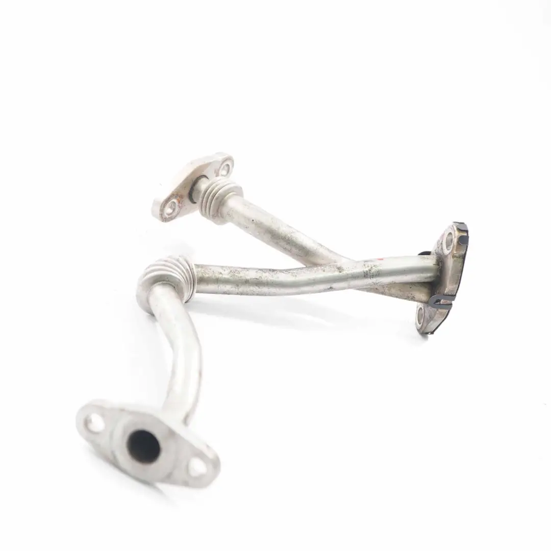 Oil Pipe Mercedes W906 OM651 Turbocharger Turbo Feed Line Hose to with Part number A6511800722 Oil Pipe Mercedes W906 OM651 Turbocharger Turbo Feed Line Hose - SKU A6511800722 - Part number A6511800722