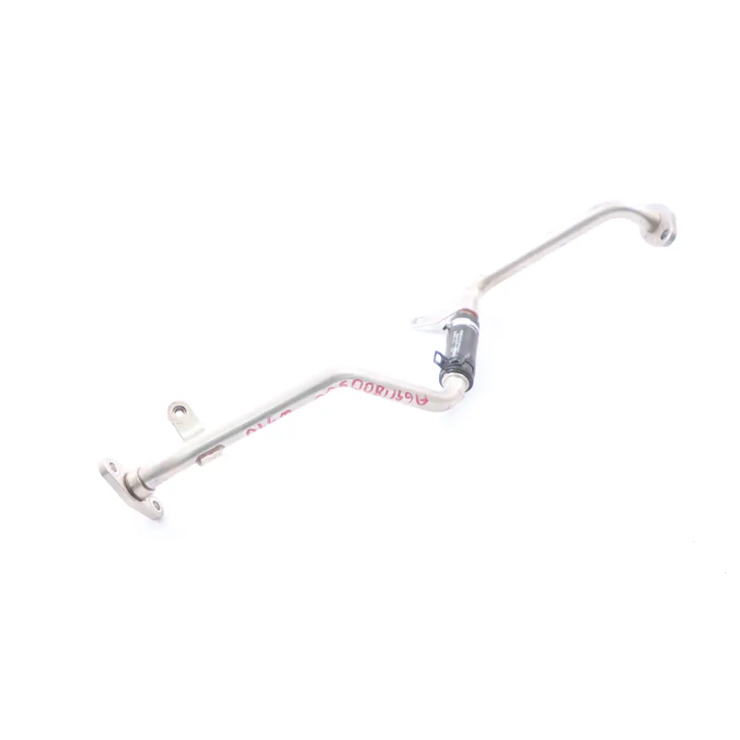 Tubo aceite Mercedes W910 OM651 Manguera retorno turbocompresor para con número de pieza A6511800900 Tubo aceite Mercedes W910 OM651 Manguera retorno turbocompresor - SKU A6511800900 - Número de pieza A6511800900