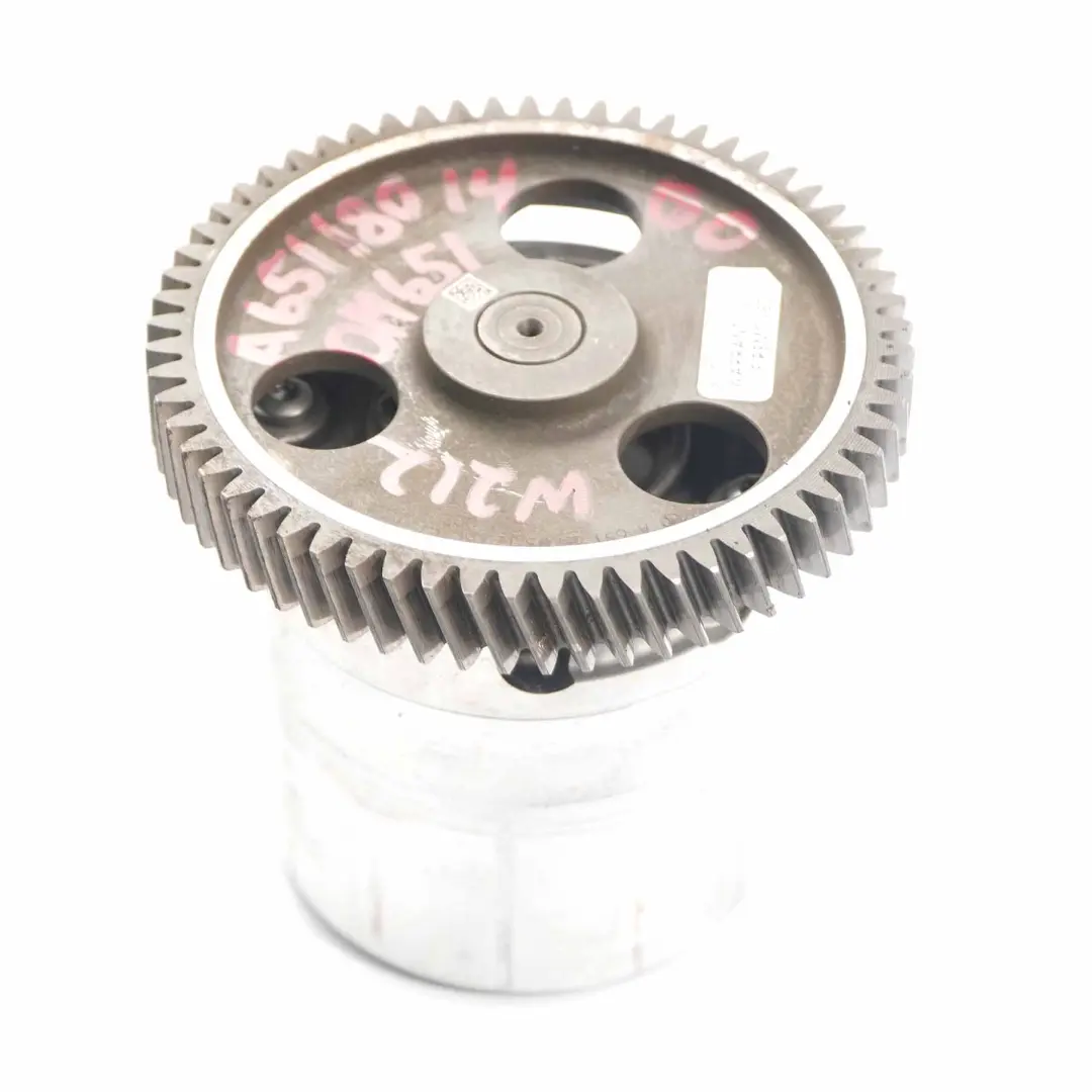 Oil Pump OM651 Engine Lubrication Unit to Mercedes W639 W906 Engine with Part number A6511801400 Mercedes W639 W906 Engine Oil Pump OM651 Engine Lubrication Unit - SKU A6511801400 - Part number A6511801400