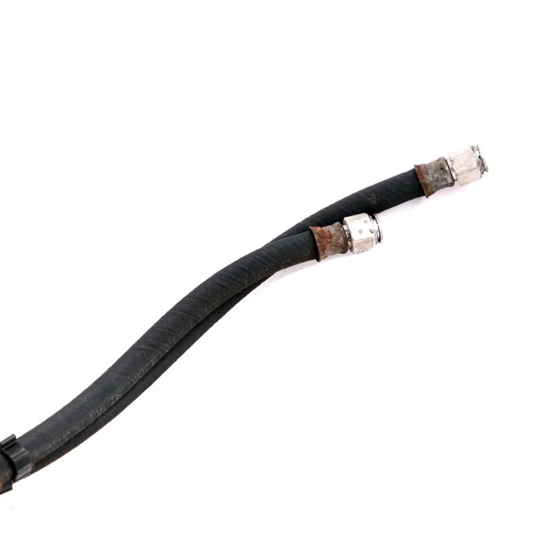 Tubo dell'olio Mercedes W212 OM651 Linea Raffreddamento Trasmissione Automatica per con numero di parte A6511802530 Tubo dell'olio Mercedes W212 OM651 Linea Raffreddamento Trasmissione Automatica - SKU A6511802530 - Numero di parte A6511802530