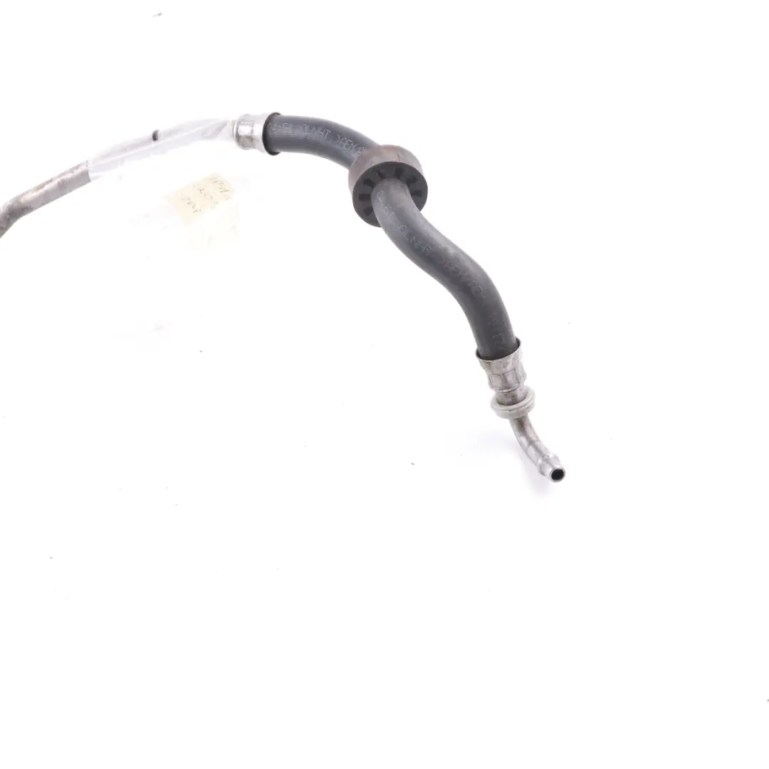 M651 Tubo Linea alimentazione radiatore olio cambio per Mercedes C205 con numero di parte A6511805730 Mercedes C205 M651 Tubo Linea alimentazione radiatore olio cambio - SKU A6511805730 - Numero di parte A6511805730