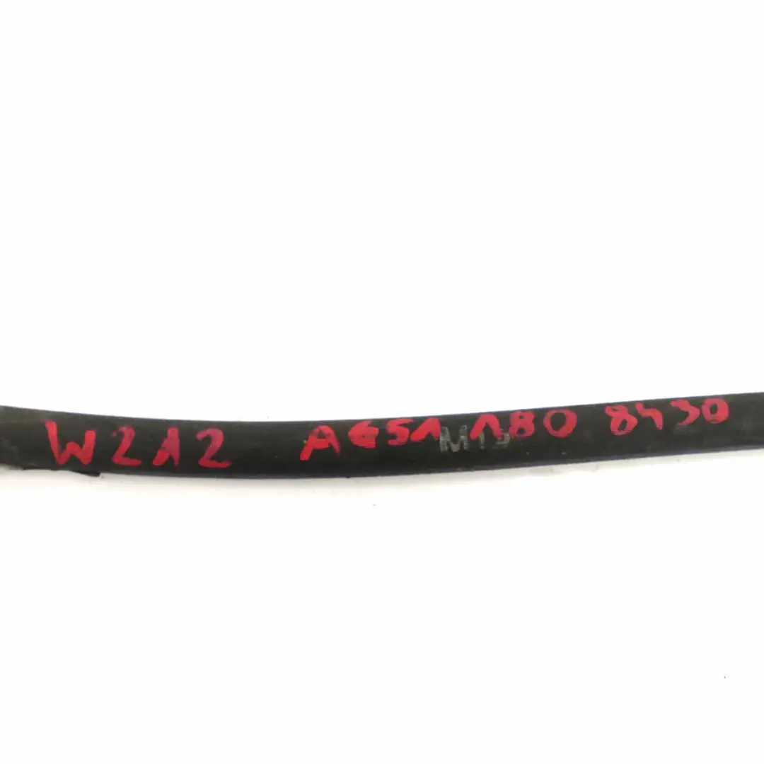 W207 W212 Tuyau d'huile de boîte de vitesses gauche OM651 pour Mercedes à propos du numéro de pièce A6511808430 Mercedes W207 W212 Tuyau d'huile de boîte de vitesses gauche OM651 - SKU A6511808430 - Numéro de pièce A6511808430