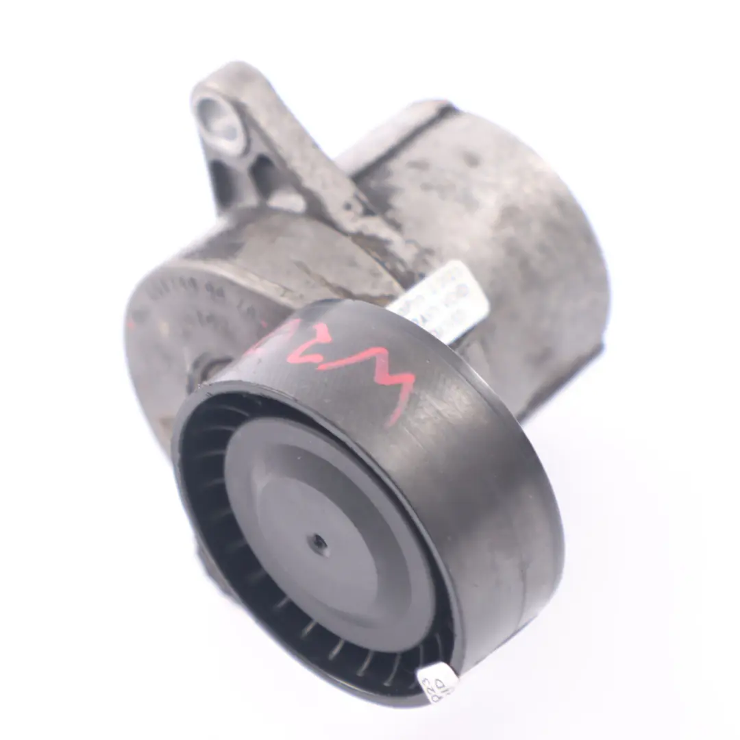 OM651 Polea tensora de correa diesel para Mercedes W204 A207 C204 C218 con número de pieza A6512000070 Mercedes W204 A207 C204 C218 OM651 Polea tensora de correa diesel - SKU A6512000070 - Número de pieza A6512000070