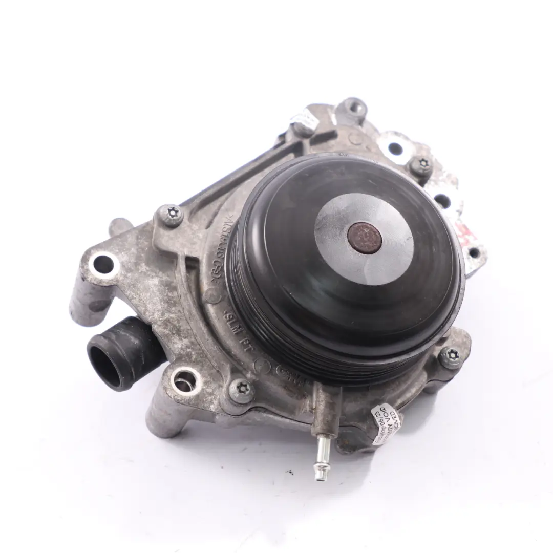 Water Pump Coolant Circulation Unit OM651 Diesel to Mercedes W204 W212 with Part number A6512000300 Mercedes W204 W212 Water Pump Coolant Circulation Unit OM651 Diesel - SKU A6512000300 - Part number A6512000300