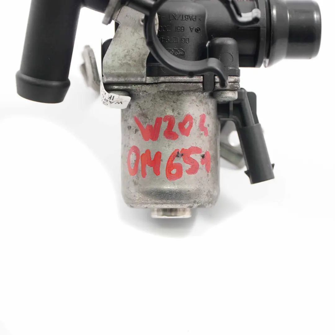 Mercedes W204 W212 OM651 Tubo Circulación Agua Manguera Válvula de Cierre - SKU A6512000431 - Número de pieza A6512000431