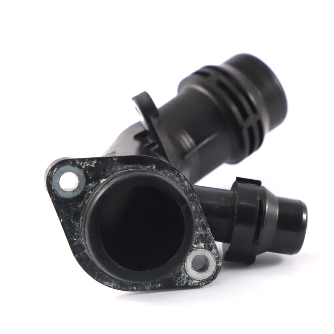 Tuyau d'eau Mercedes W205 C253 OM651 Tuyau refroidissement moteur - SKU A6512001051 - Numéro de pièce A6512001051