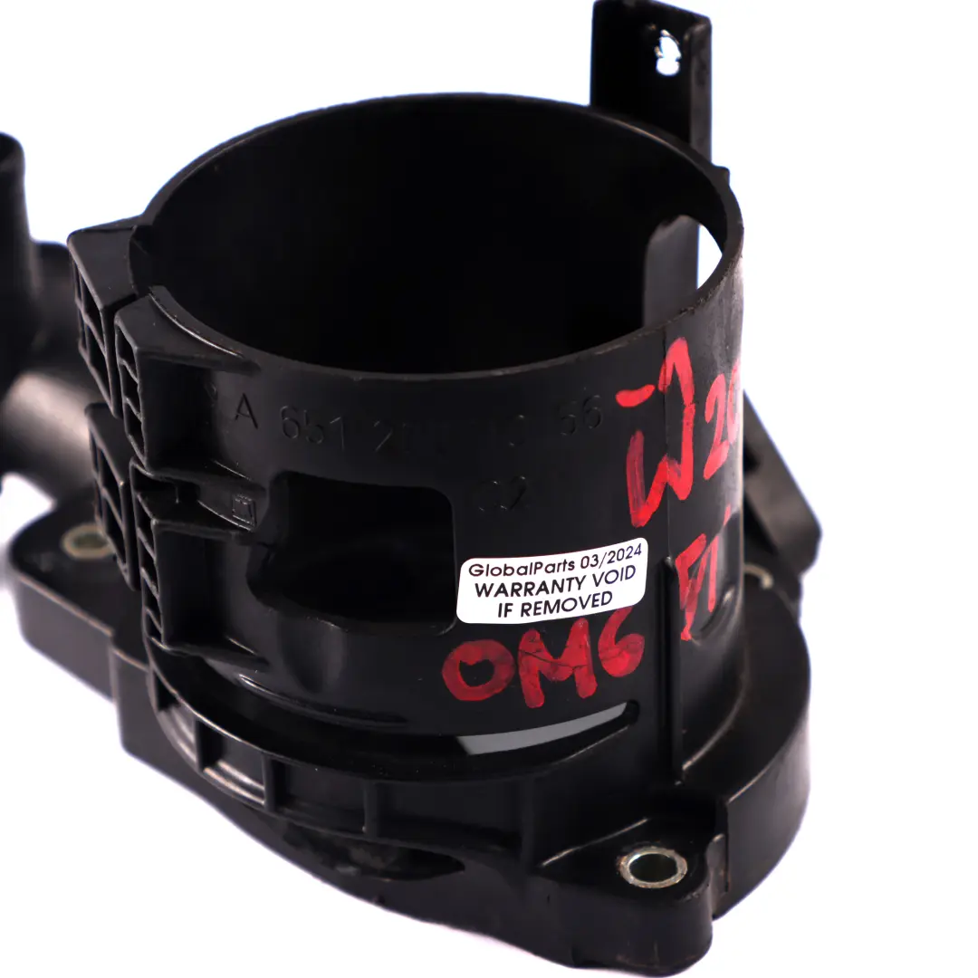 OM651 Carcasa del termostato del refrigerante para Mercedes W204 W212 con número de pieza A6512001056 Mercedes W204 W212 OM651 Carcasa del termostato del refrigerante - SKU A6512001056-1 - Número de pieza A6512001056