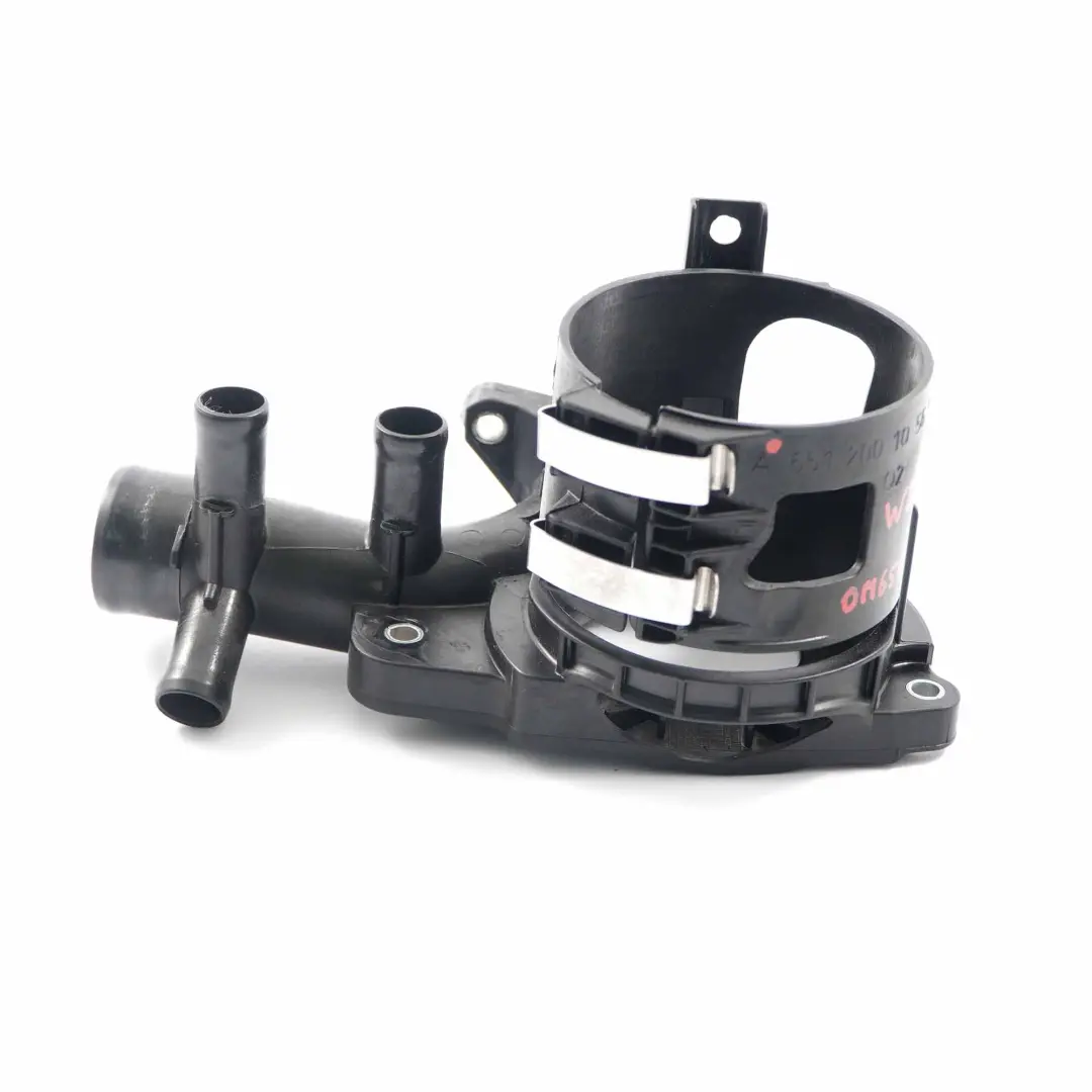 OM651 Carcasa del termostato del refrigerante para Mercedes W204 W212 con número de pieza A6512001056 Mercedes W204 W212 OM651 Carcasa del termostato del refrigerante - SKU A6512001056 - Número de pieza A6512001056