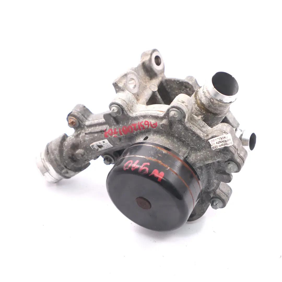 OM651 Wasserpumpe Kühlmittelkreislaufpumpe für Mercedes W910 mit Teilenummer A6512001607 Mercedes W910 OM651 Wasserpumpe Kühlmittelkreislaufpumpe - SKU A6512001707 - Teilenummer A6512001607