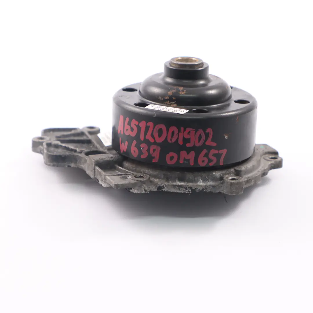 Pompe À Eau Mercedes Vito W639 Diesel OM651 Pompe Mécanique  - SKU A6512001902 - Numéro de pièce A6512001902