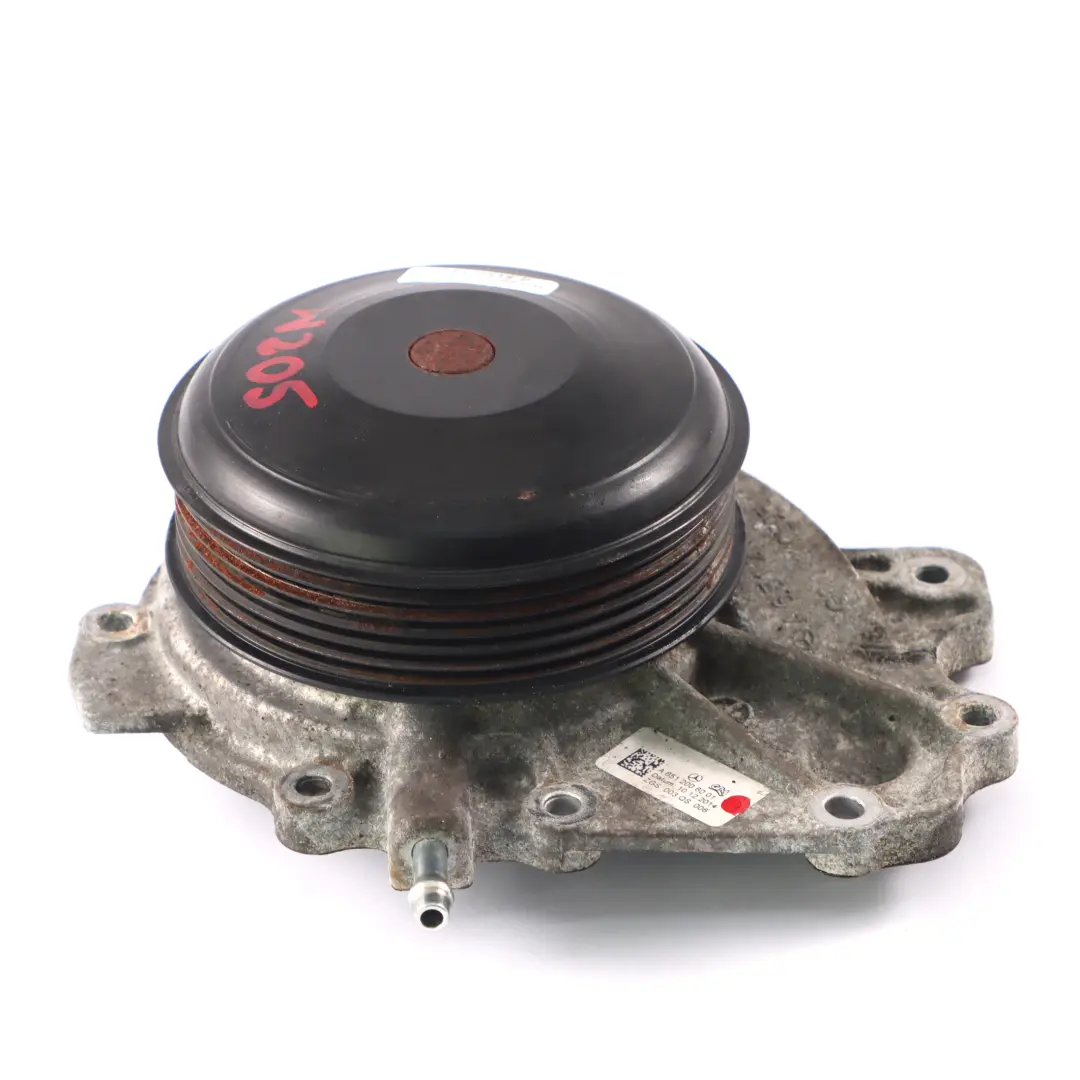 Pompe À Eau Mercedes W205 Diesel OM651 Pompe Refroidissement Moteur  - SKU A6512006001 - Numéro de pièce A6512006001
