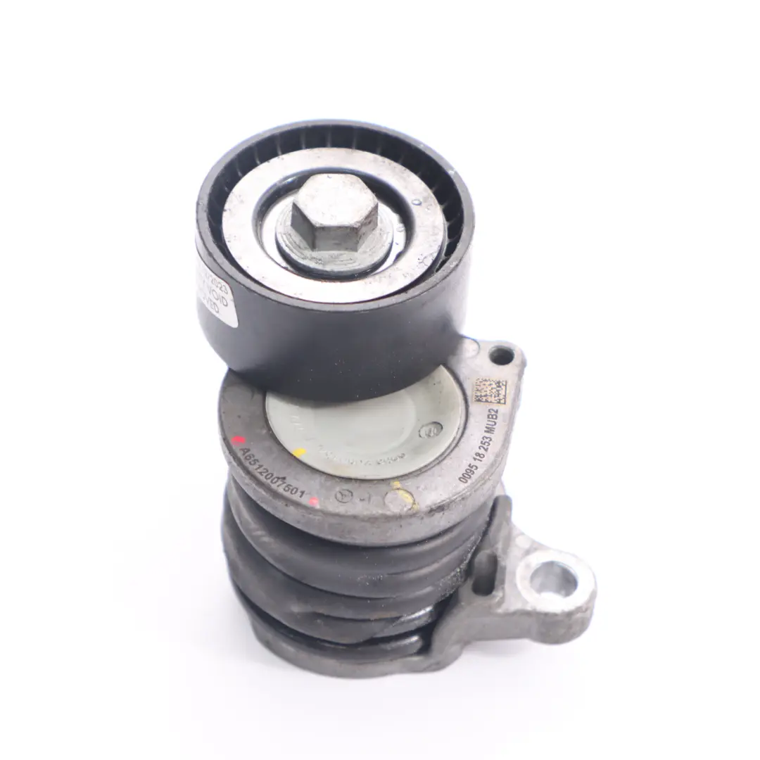 OM651 Diesel Riemenspanner Riemenscheibe für Mercedes Sprinter W910 mit Teilenummer A6512007501 Mercedes Sprinter W910 OM651 Diesel Riemenspanner Riemenscheibe - SKU A6512007501-1 - Teilenummer A6512007501