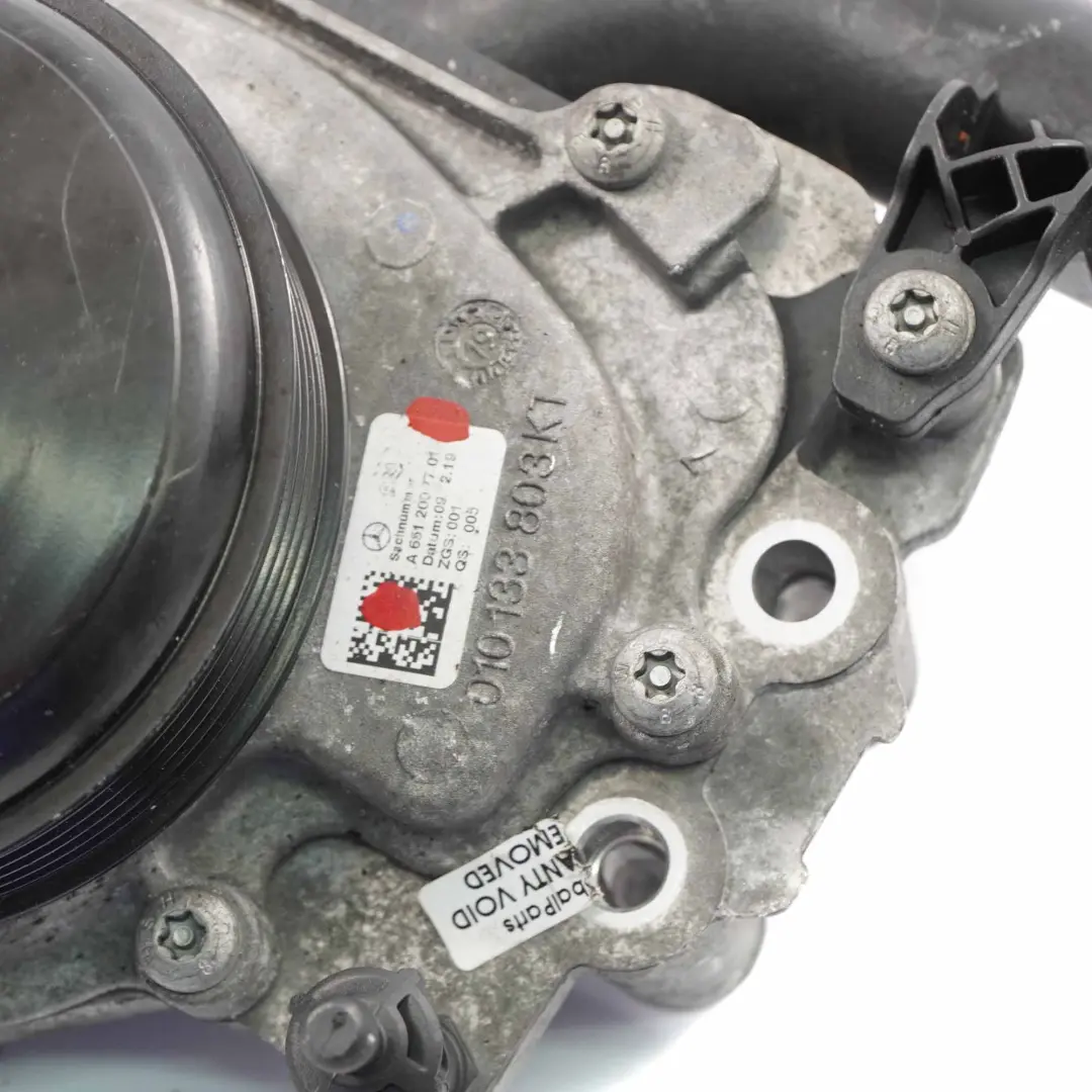 OM651 Diesel Pompa dell'acqua Ausiliaria Pompa per Mercedes W212 con numero di parte A6512007701 Mercedes W212 OM651 Diesel Pompa dell'acqua Ausiliaria Pompa - SKU A6512007701 - Numero di parte A6512007701