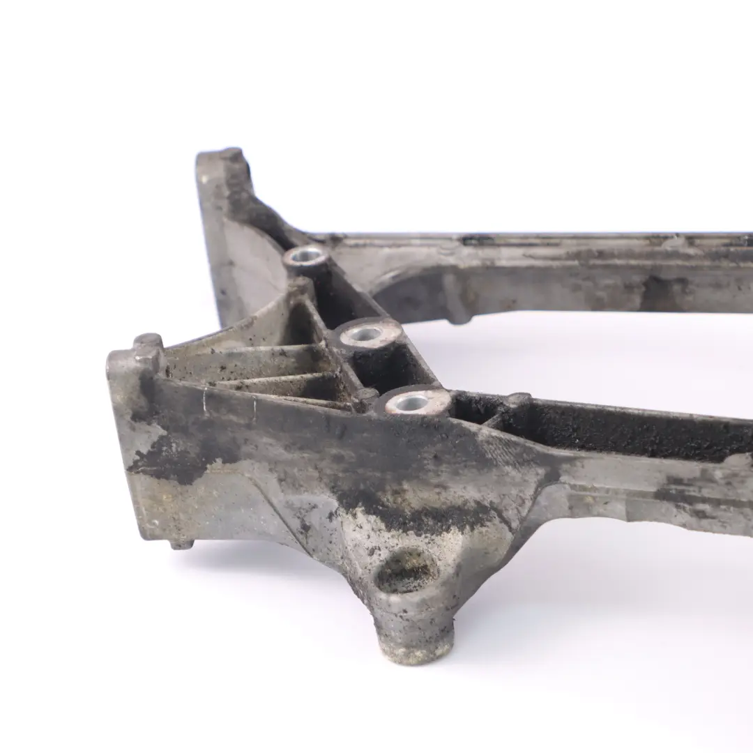  Vettore Mercedes W205 Diesel OM651 Tendicinghia Supporto Accessorio Motore - SKU A6512011109 - Numero di parte A6512011109