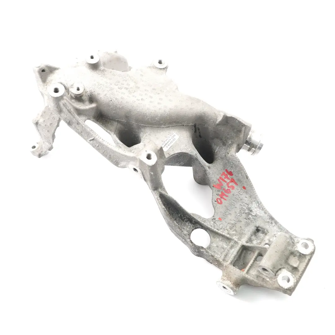 Soporte Alternador Mercedes W176 W246 OM651 Soporte para con número de pieza A6512011709 Soporte Alternador Mercedes W176 W246 OM651 Soporte - SKU A6512011709 - Número de pieza A6512011709