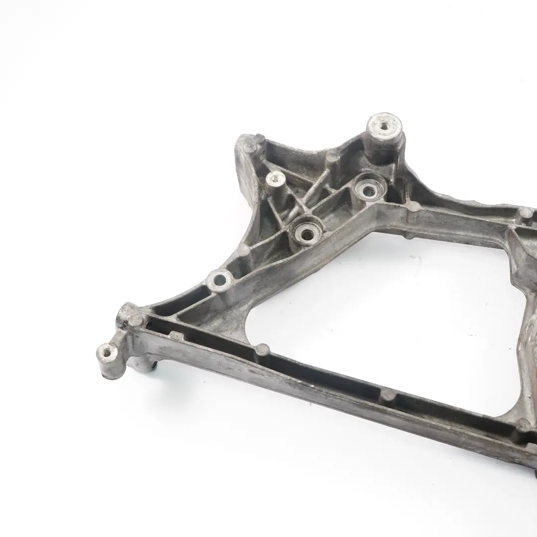 Soporte Alternador Mercedes W212 OM651 Soporte Tensor Correa para con número de pieza A6512011909 Soporte Alternador Mercedes W212 OM651 Soporte Tensor Correa - SKU A6512011909 - Número de pieza A6512011909