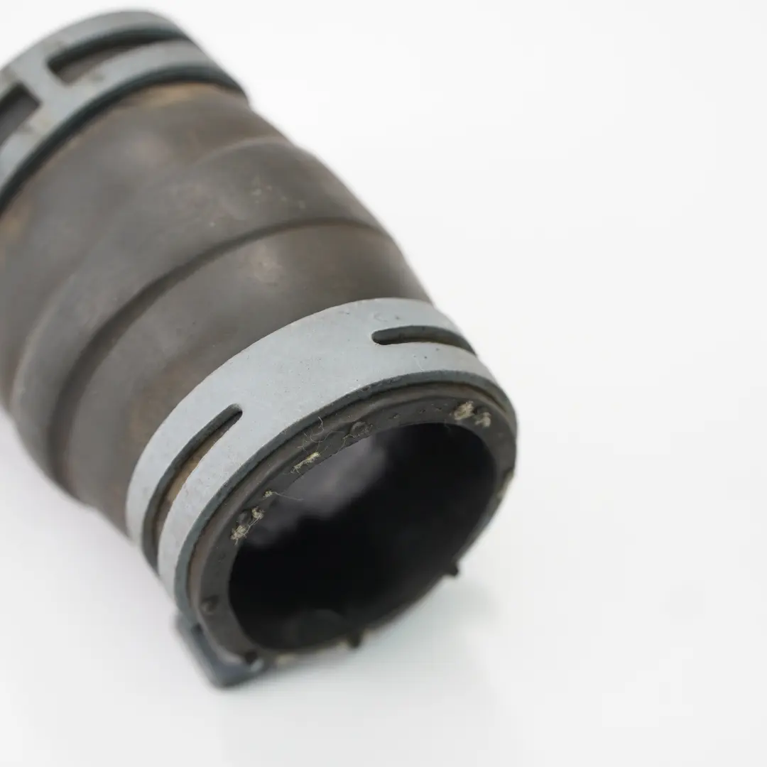 Mercedes W212 Kühlmittelschlauchverbinder Thermostat Pumpenausgang - SKU A6512033082 - Teilenummer A6512033082